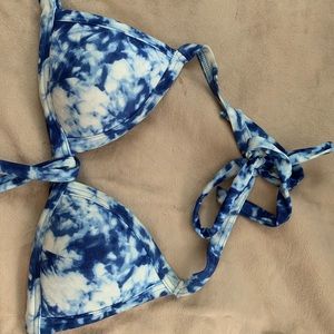 Tie-dye swimsuit top